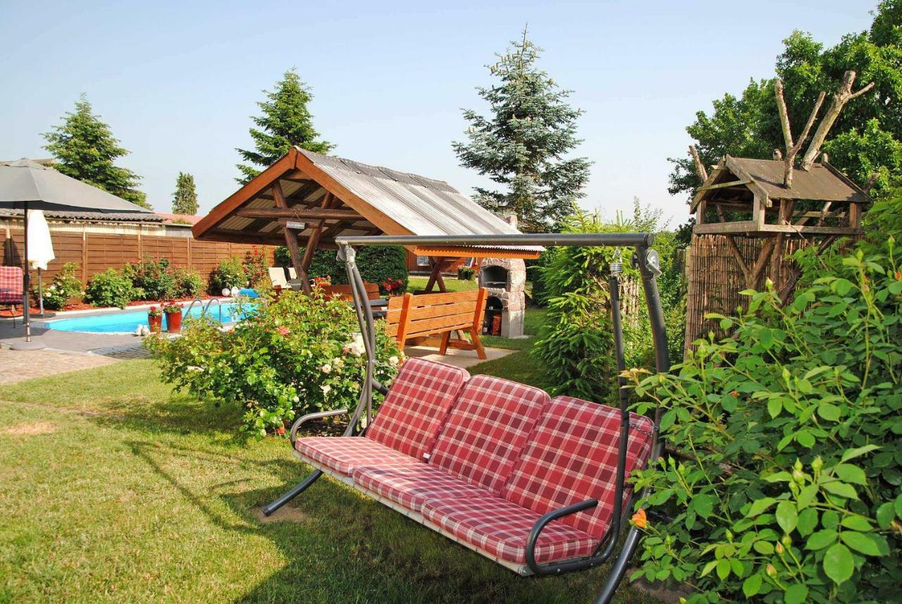 Ferienhauser Mit Pool Kummerow Schw 1010 מראה חיצוני תמונה