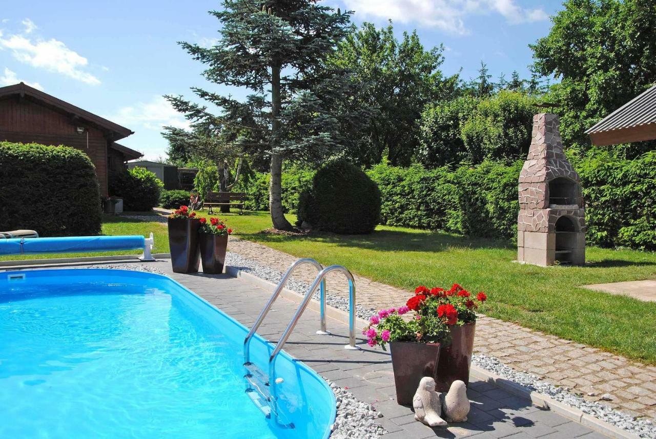 Ferienhauser Mit Pool Kummerow Schw 1010 מראה חיצוני תמונה